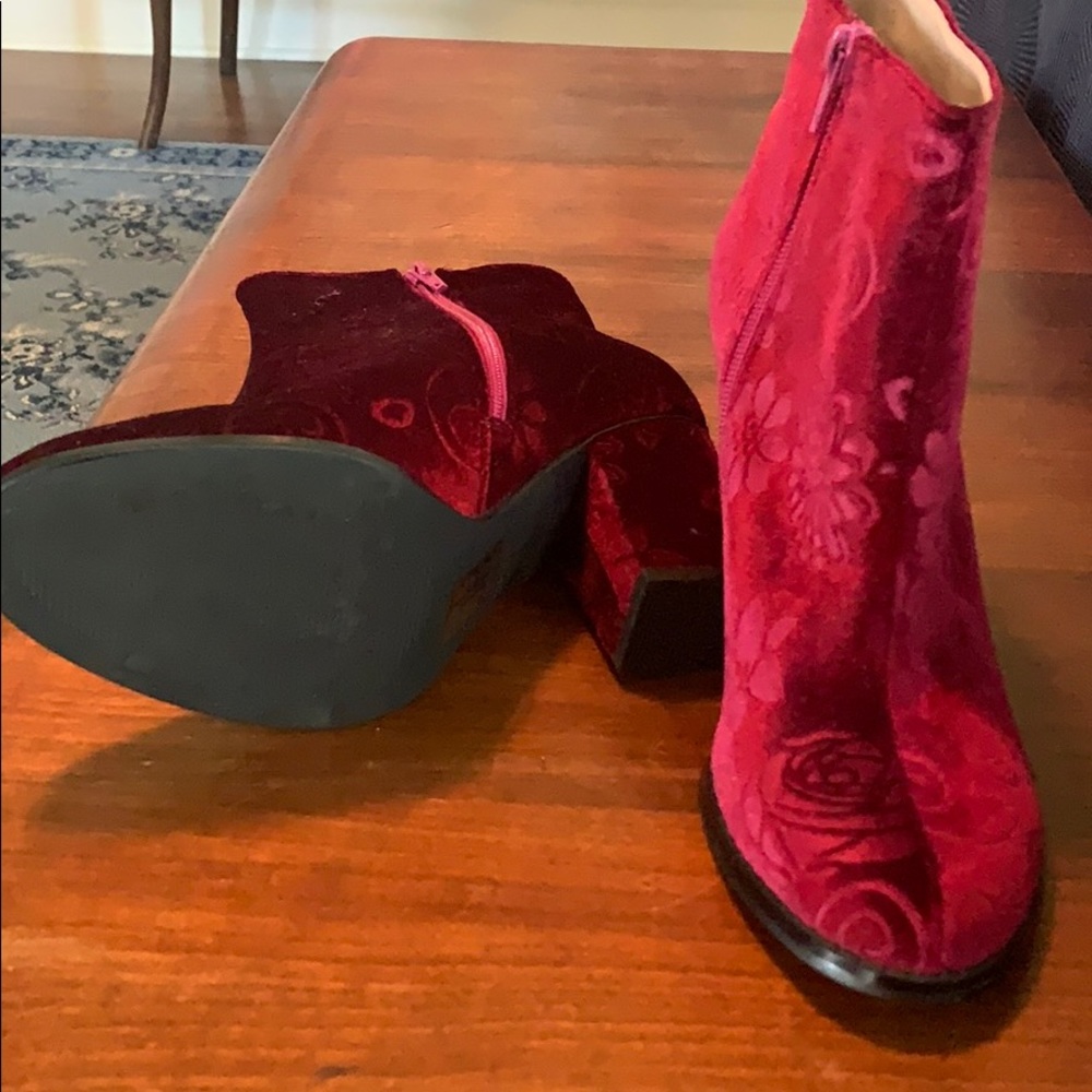 Anthropologie booties - Picture 2 of 3